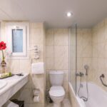 AritiGrandCorfu - bathroom Suite 1