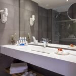 KontokaliBayCorfu - Standard Bathroom Main Building