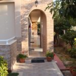 ToulasApartmentsCorfu - Entrance to rooms