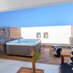 Abaton - Abaton Collection Suite with Private Outdoor Jacuzzi