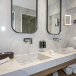 Amira Luxury Resort & Spa - Bathroom