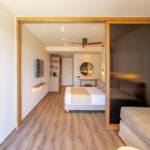 BlueSeaBeachMelia - 14.FAMILY SLIDING DOOR GARDEN VIEW 4