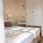 Blue Sky Apartments - Apartment Land View