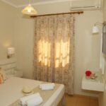 Blue Sky Apartments - Apartment Land View