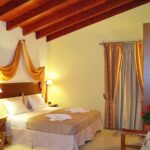 Camelot Royal Beds - Studio