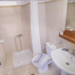 Creta Aquamarine Hotel - Bathroom