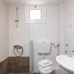 GoldenValentin - One Bedroom Apartment with Garden or Pool View 4