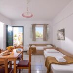 GoldenValentin - One Bedroom Apartment with Garden or Pool View 6