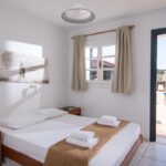 GoldenValentin - Studio with Garden or Pool View 3