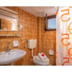 IliostasiBeach - 5 Bed W.C.