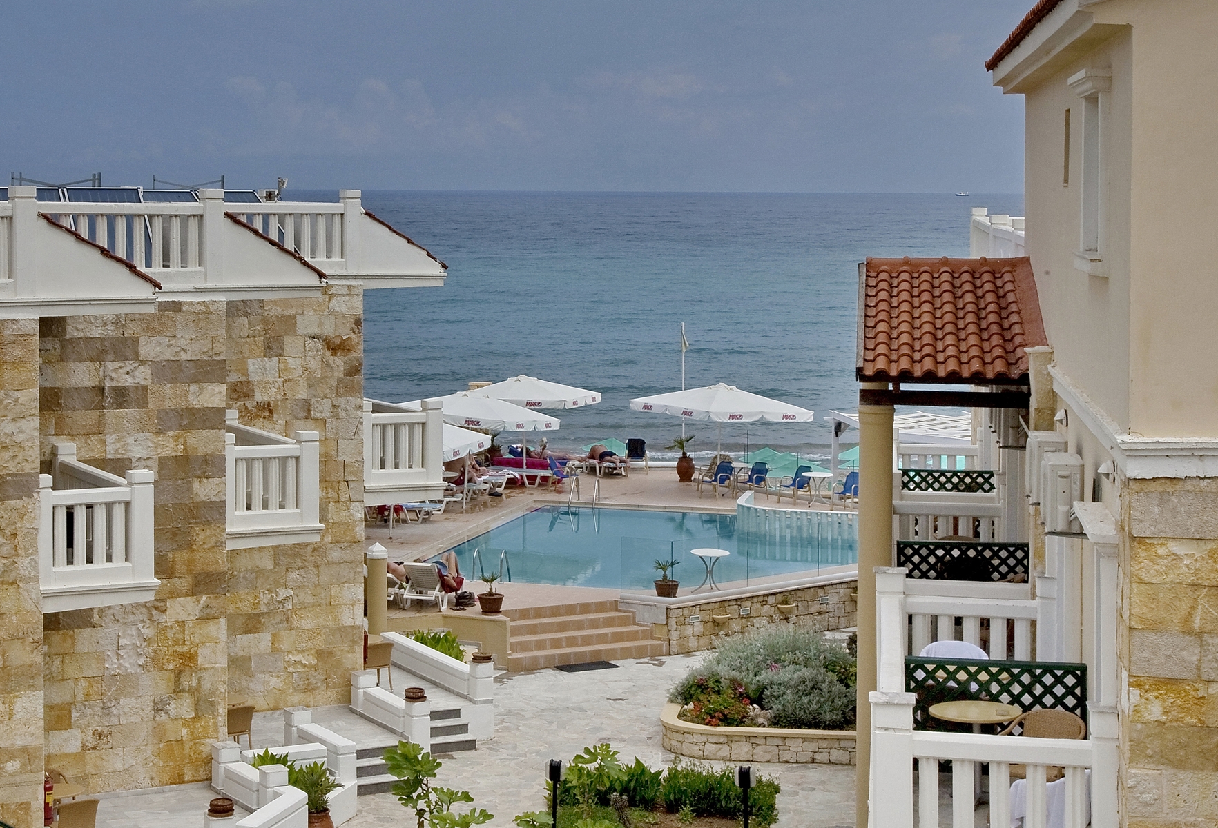 hotel jo an beach crete
