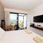 LaMer - 5. Superior Room Garden Level with Outdoor Jetted Tub 2