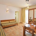 LefkonikoRes - FAMILY APARTMENT 5