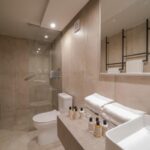 Sol by Melia Marina Beach - Family Open Plan Bathroom