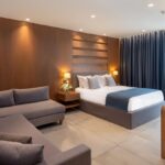 Nana Golden Beach - Luxury Family Room Open Plan Sea Front