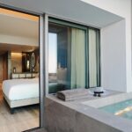 NikoSeaSideResort - Deluxe_Retreat_Plunge_Pool_Atrium_View