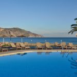 Pilot Beach Resort - Pool by the Beach