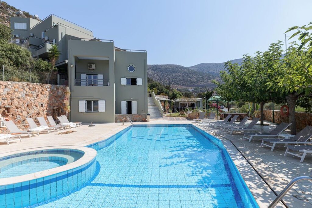 SunnyHillAdults - property1_1787564497