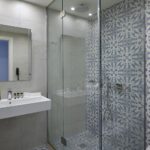 Vasia Boulevard Hotel - Bathroom