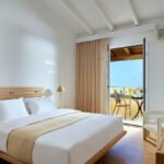 VasiaSeaRetreat - vasia_sea_retreat_double_room_overview_and_balcony 1