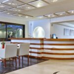 Zephyros Beach Boutique Hotel - Lobby Bar