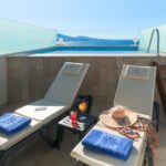 AtriumPlatinum - Deluxe Sea View Room with Private Pool 4