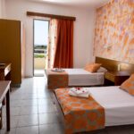 GeorgiaApartRhodes - Twin 16