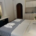 GoldenDaysStudiosRhodes - studio 57 IMG_1772